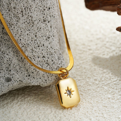 18K Gold Chic Starburst Pendant Herringbone Chain Necklace