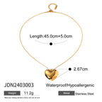 18K Gold Heart Plate Pendant Necklace