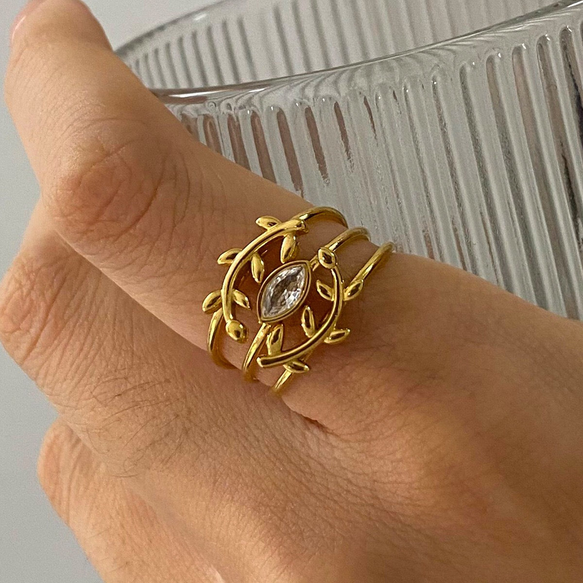 18K Gold Goddess Glow Four Leaf Clover Stacking Rings Set