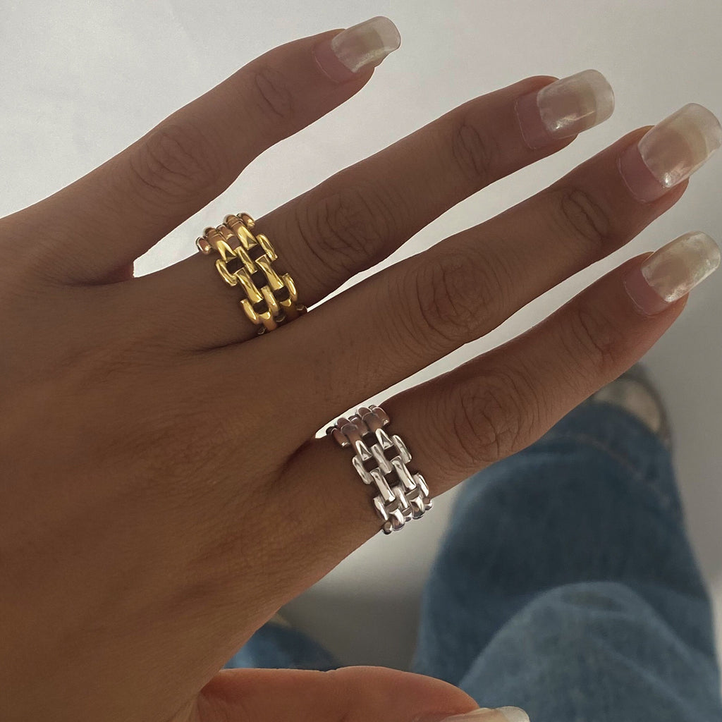 18K Gold Status Watch Band Chain Ring
