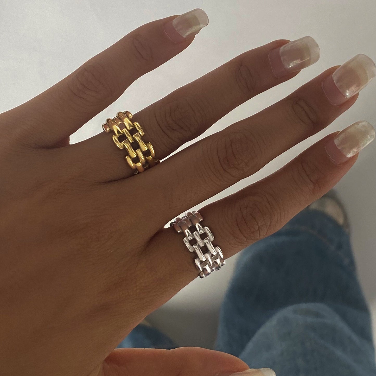 18K Gold Status Watch Band Chain Ring