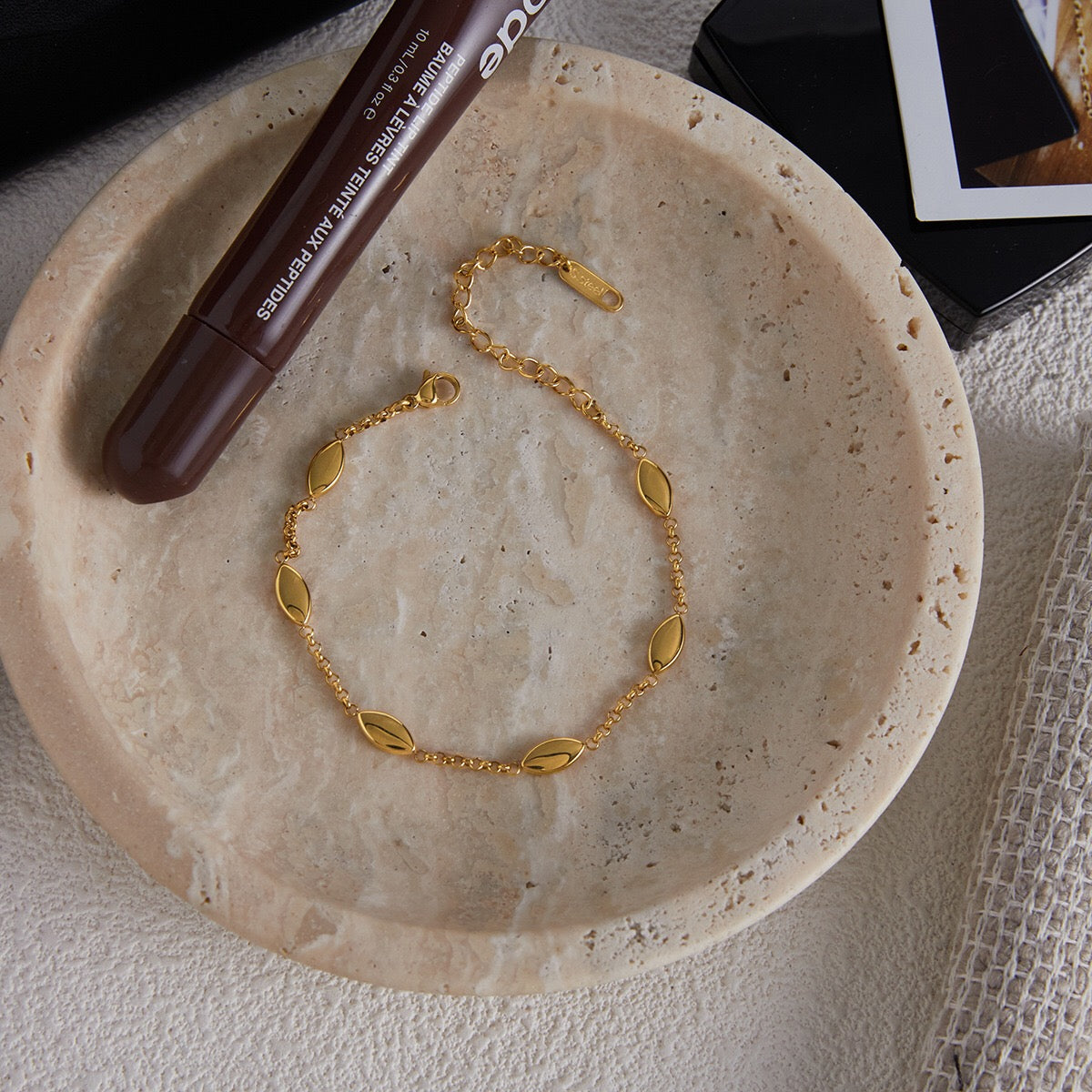 18K Gold Orbit Dainty Chain Bracelet