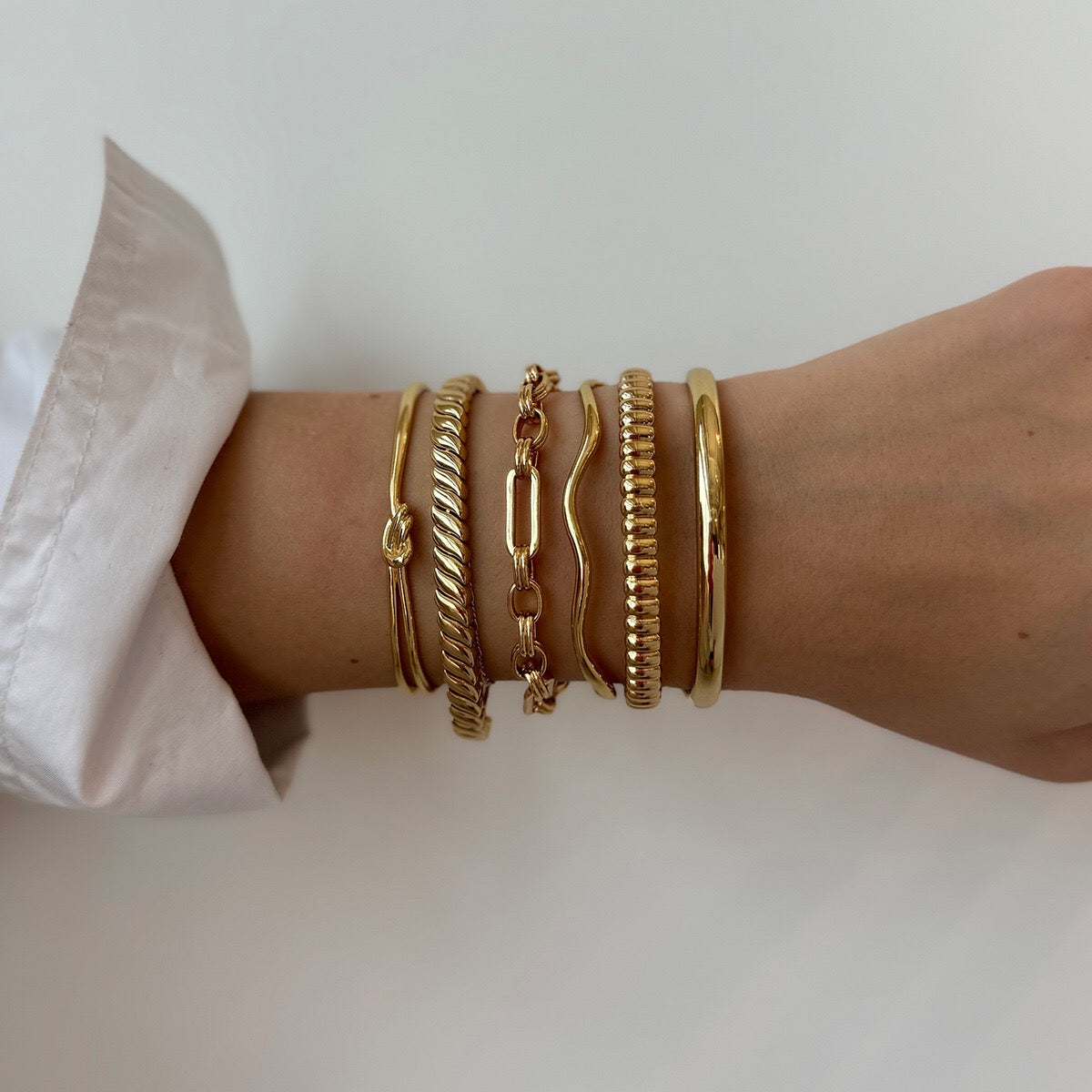 18K Gold Power Play Ribbed Cuff Bangle Paperclip Chain Bracelets Stack
