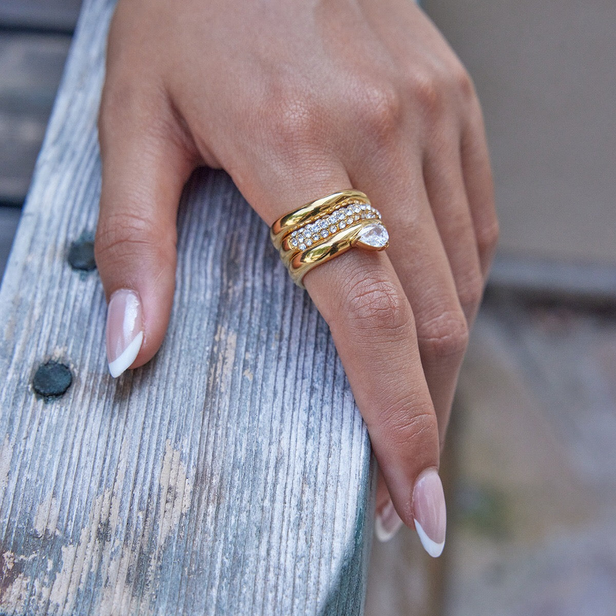 18K Gold Ravish Wavy Form Stacking Rings