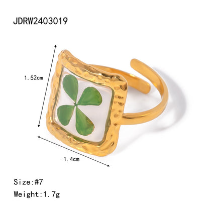 18K Gold Jelly Flower Statement Ring