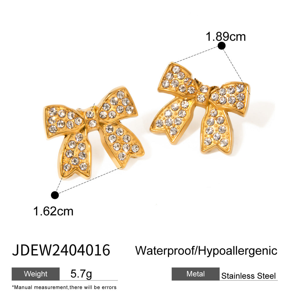 18K Gold Bejeweled Coquette Bow Ring