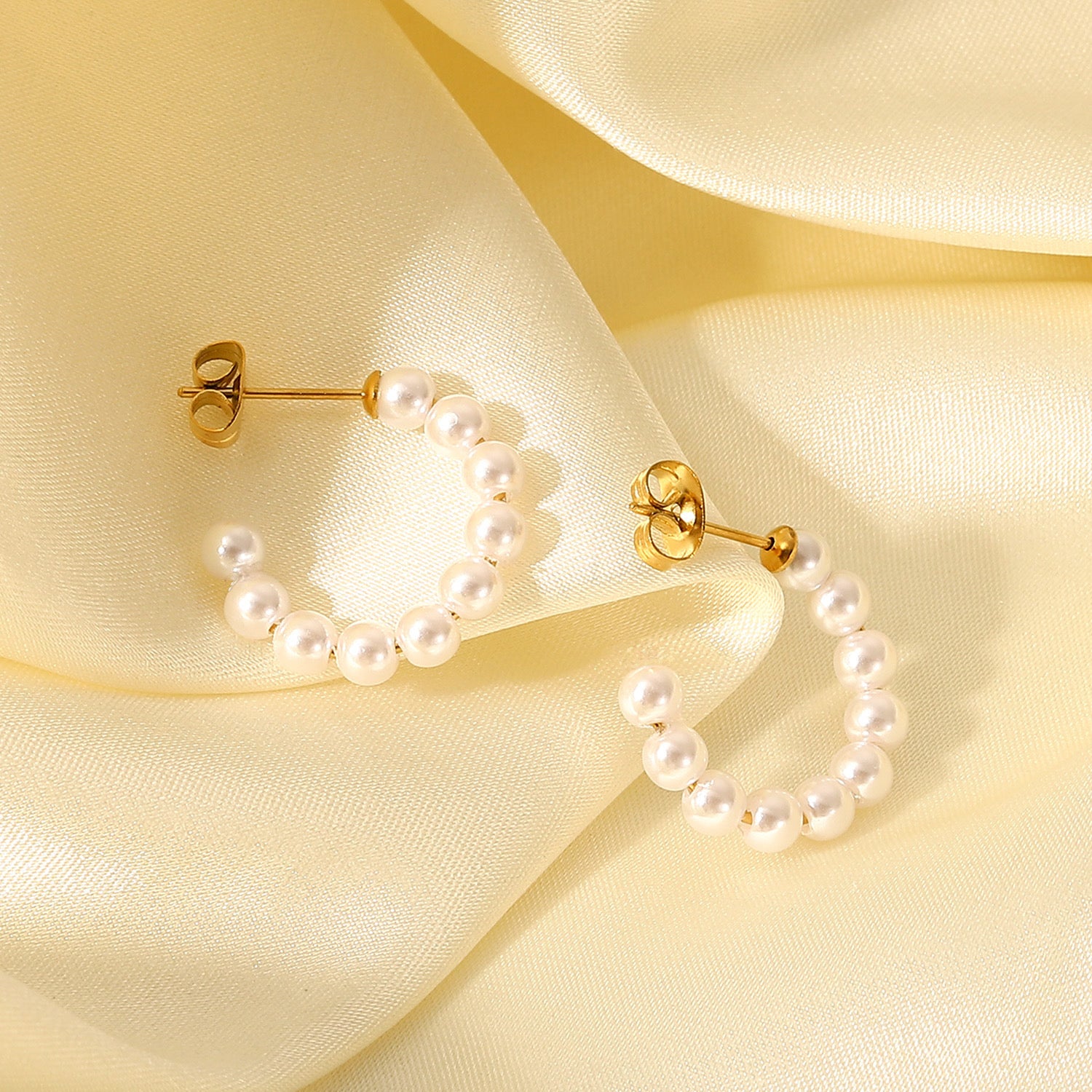 18K Gold Classic Pearl Huggie Earrings