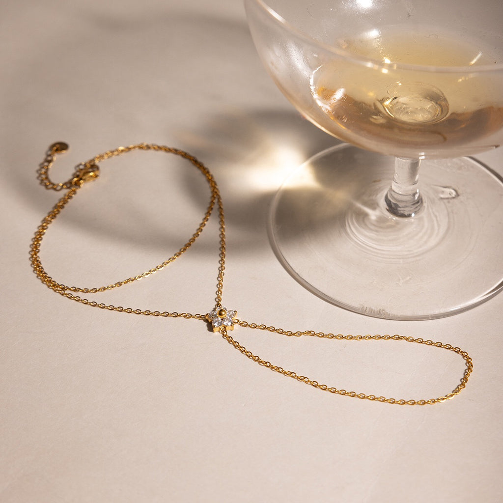 18K Gold Waterproof Dainty Flower Hand Chain Bracelet