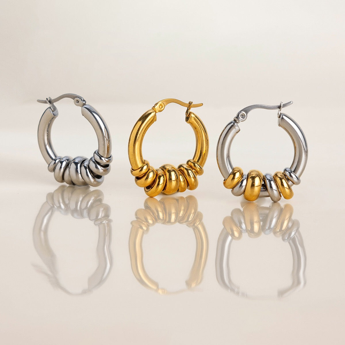 18K Gold Linked Rings Small Hoop Huggie Earrings