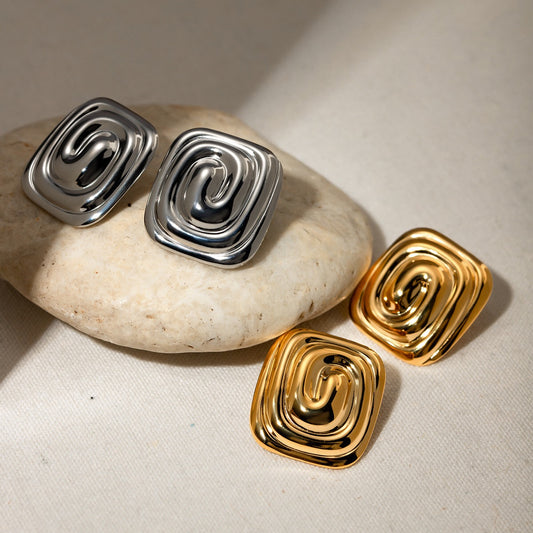18K Gold Swirl Square Statement Stud Earrings