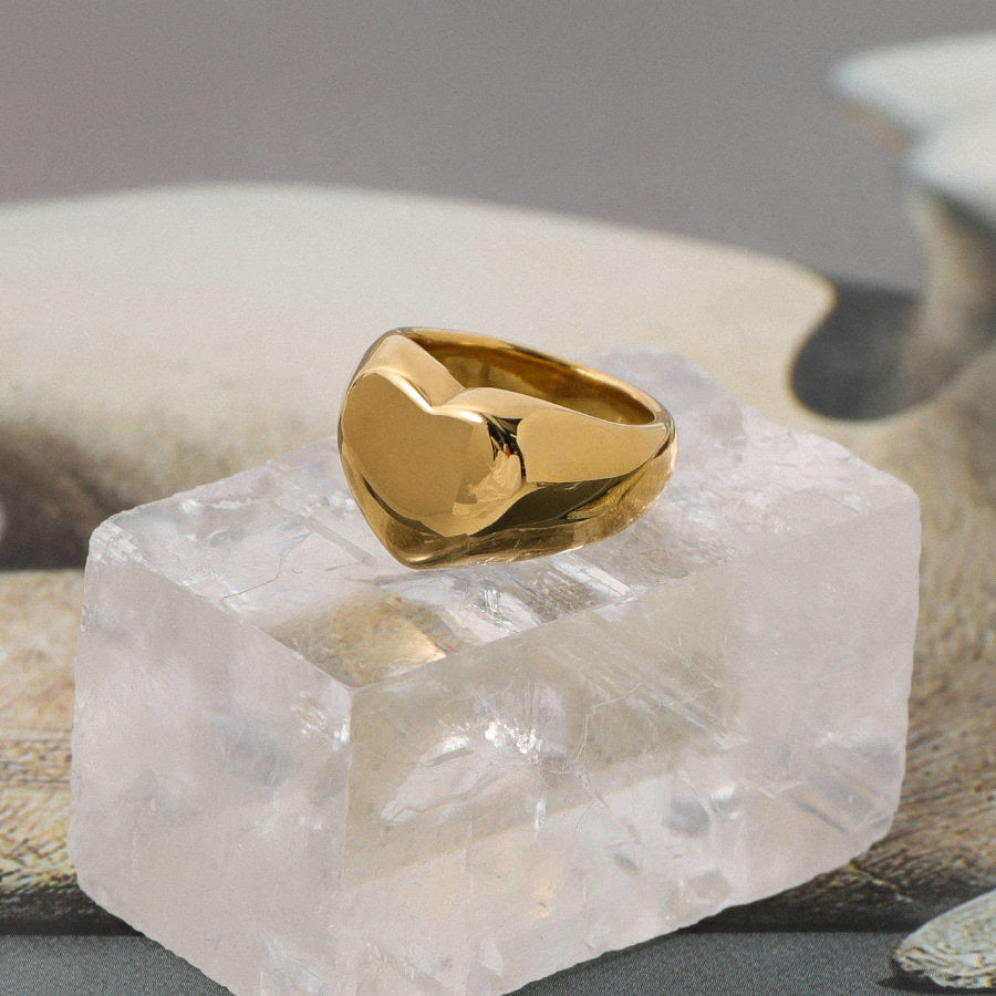 18K Gold Puffy Heart Signet Ring