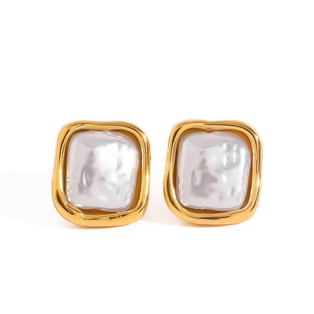 18K Gold Classy Pearl Square Stud Earrings