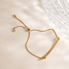 18K Gold Bejeweled Smile Line Dainty Chain Bracelet
