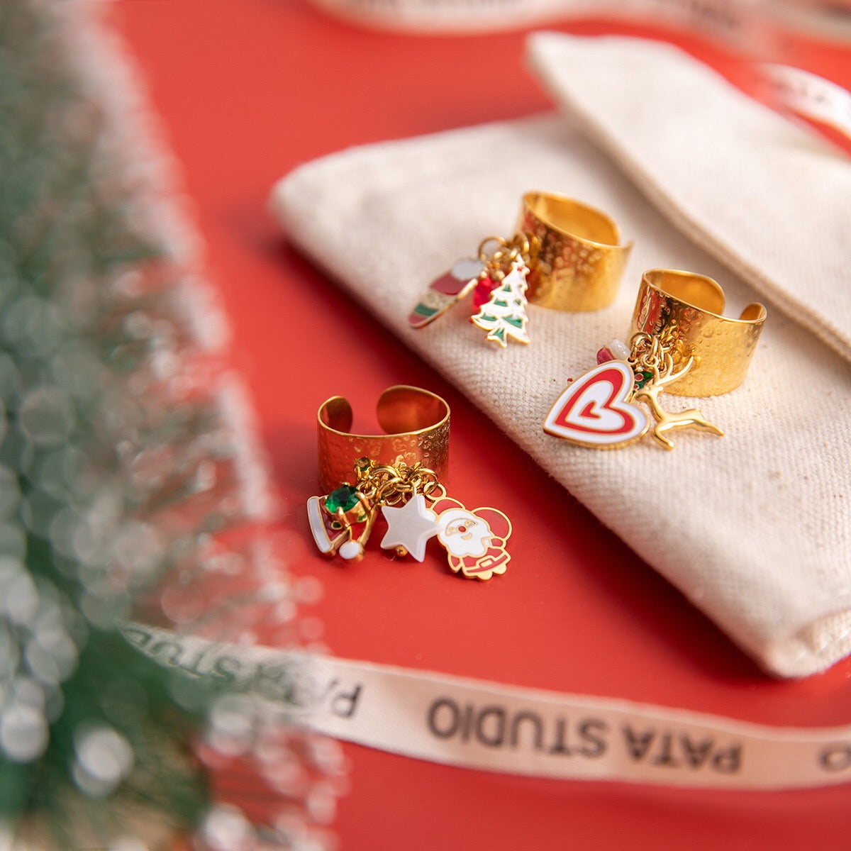 18K Gold Holiday Gleam Christmas Charm Statement Band Ring