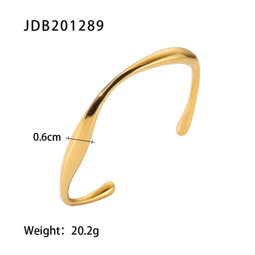 18K Gold Legacy Tennis Paper Clip Chain Emerald Eternity Bangle Bracelet Stack