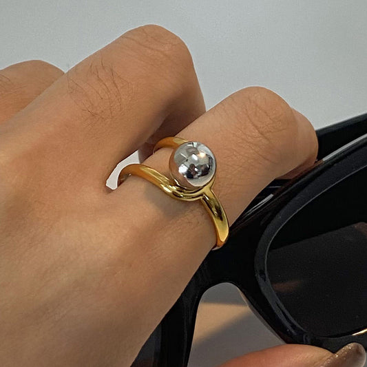 18K Gold Silver Two Tone Ball Statement Ring