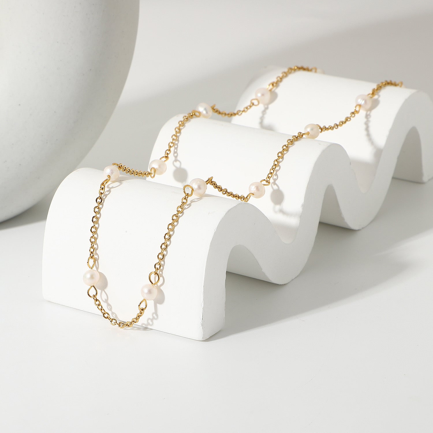 18K Gold Elegant Dainty Pearl Chain Choker Necklace