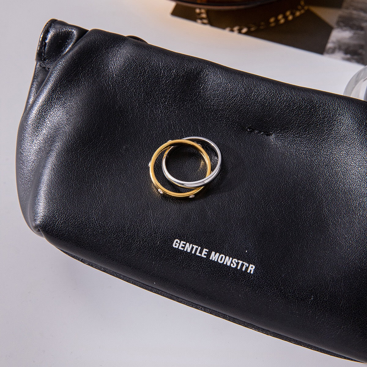 18K Gold and Silver Two Tone Multiple Linked Spinelli Trinity Ring Stack