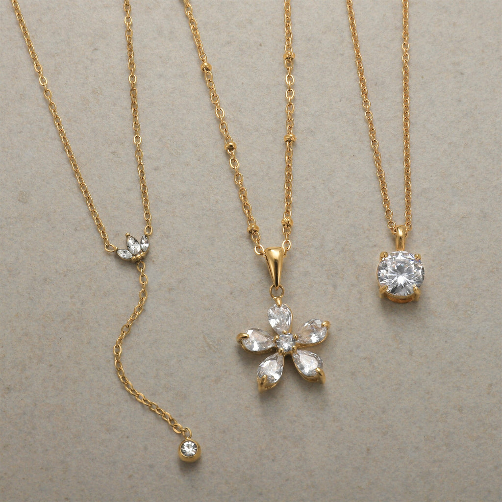 18K Gold Crystal Kiss Flower Pendant Lariat Layered Necklace Set