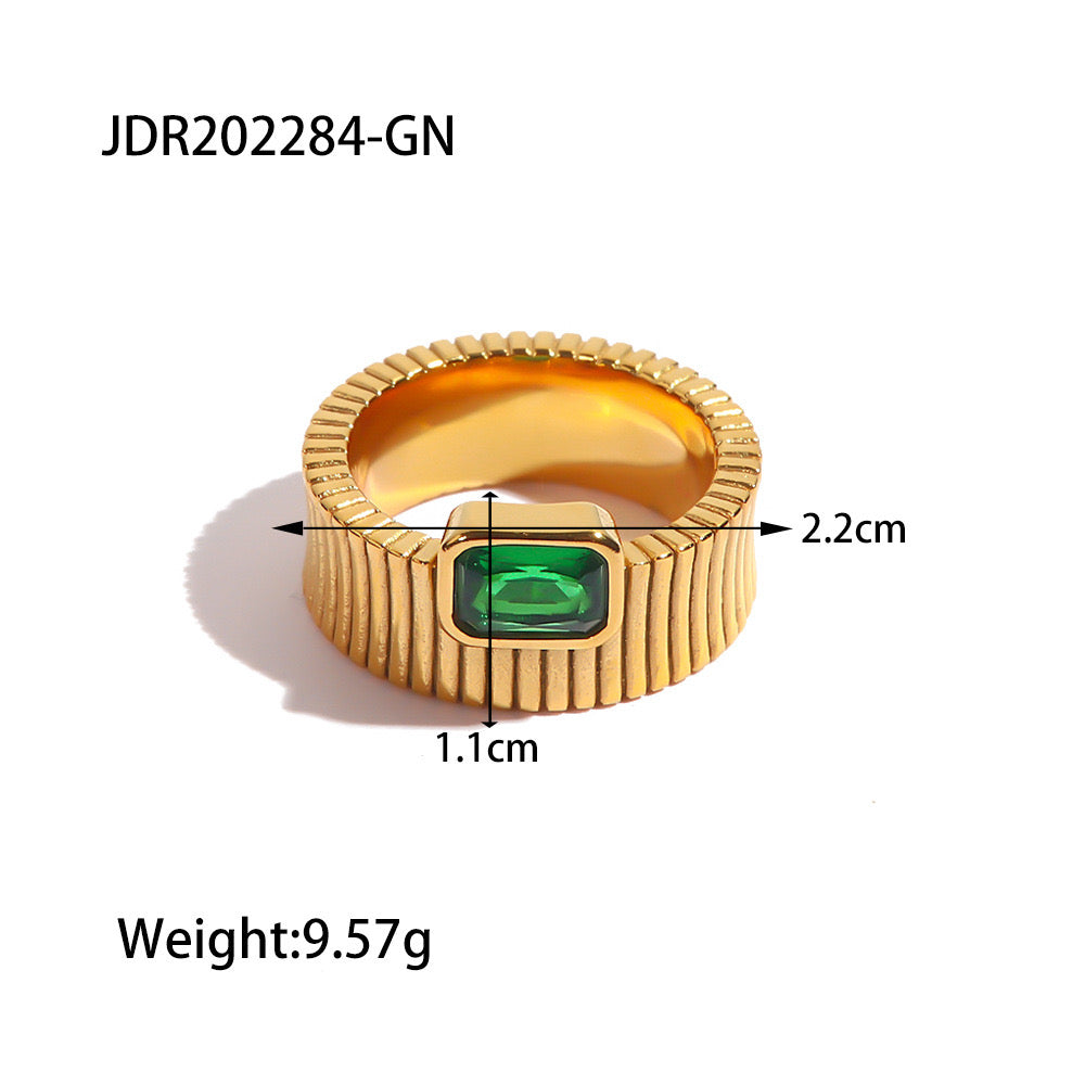 18K Gold Ribbed Band Ring