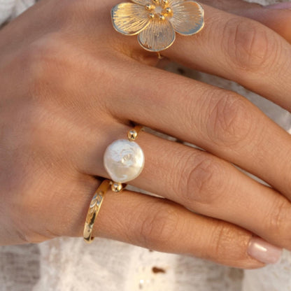 18K Gold Rotating Baroque Pearl Statement Ring