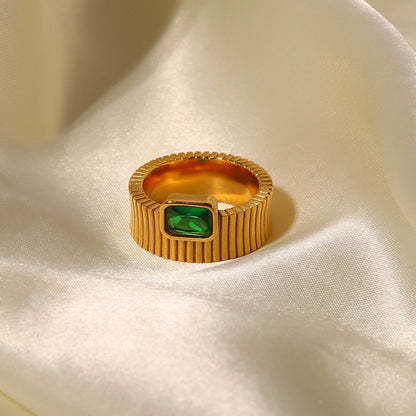 18K Gold Ribbed Band Ring