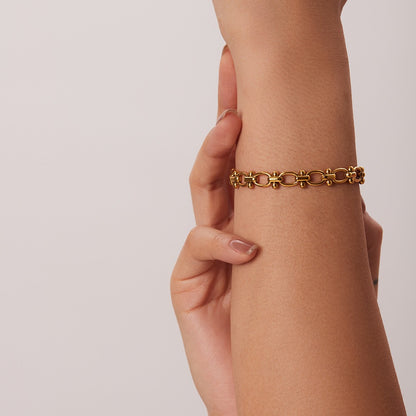 Classic Chain Gold Bracelet