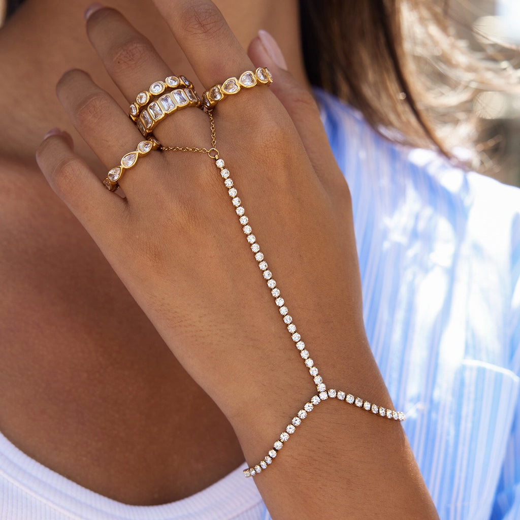 18K Gold Extra Shine Heart Eternity Tennis Ring