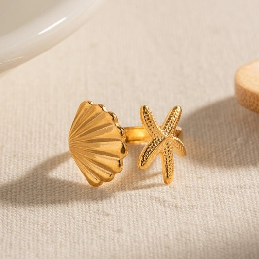 18K Gold Beach Vacation Seashell Starfish Ring