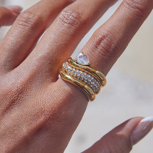 18K Gold Ravish Wavy Form Stacking Rings