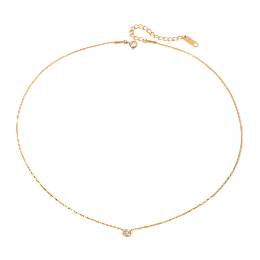 18K Gold Minimalist Lone Star Pendant Necklace
