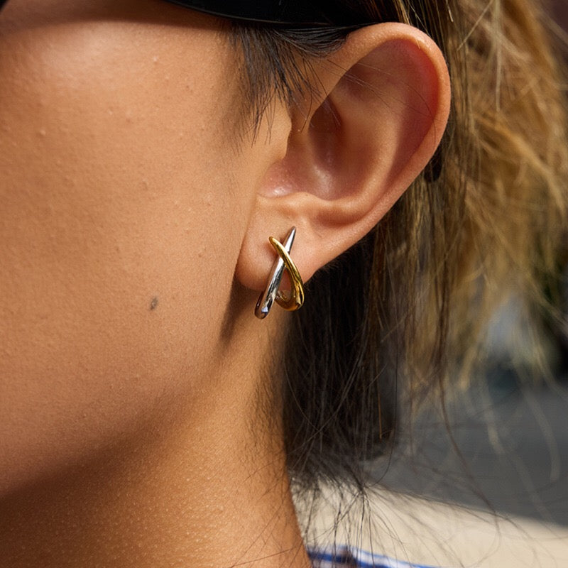 18K Gold and Silver Two Tone Dantiy Stud Earrings