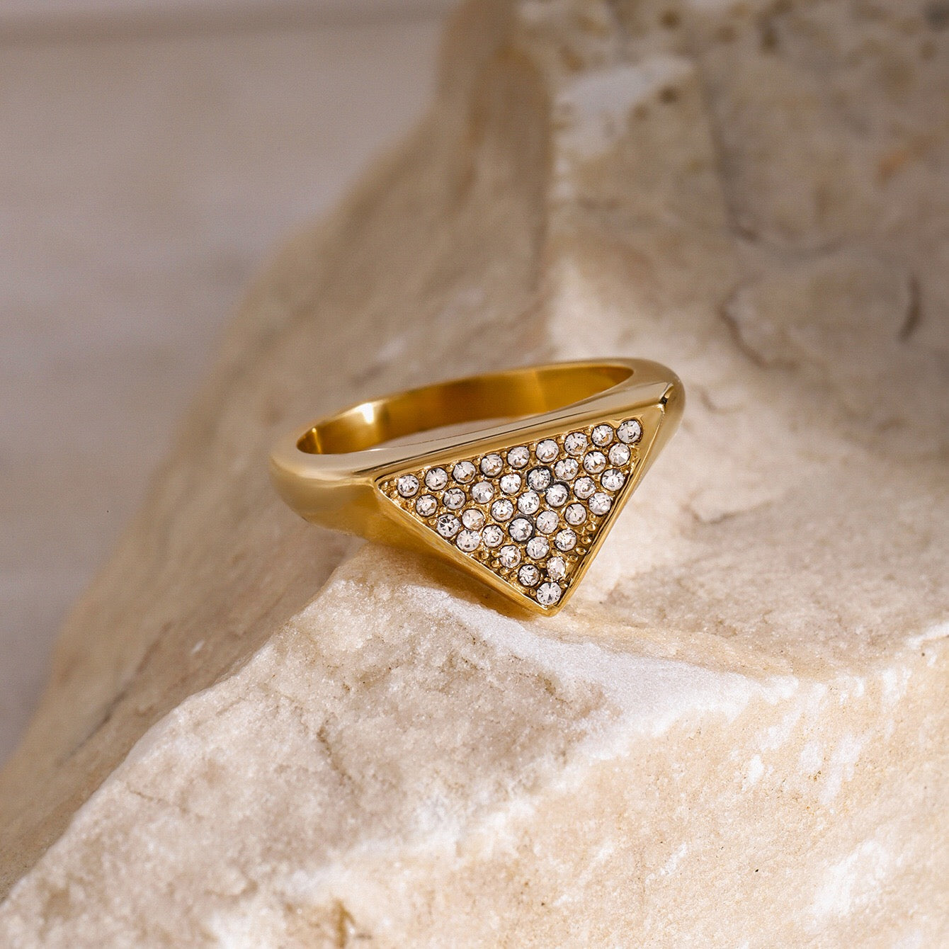 18K Gold Triangle Signet Ring