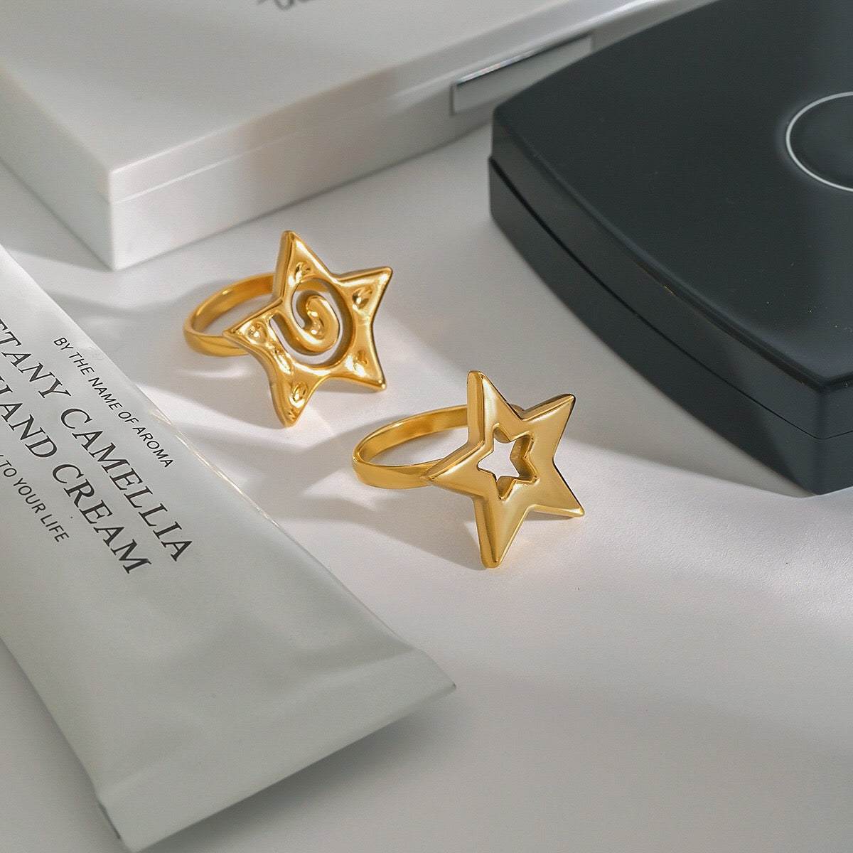 18K Gold Born to Shine Star Statement Ring