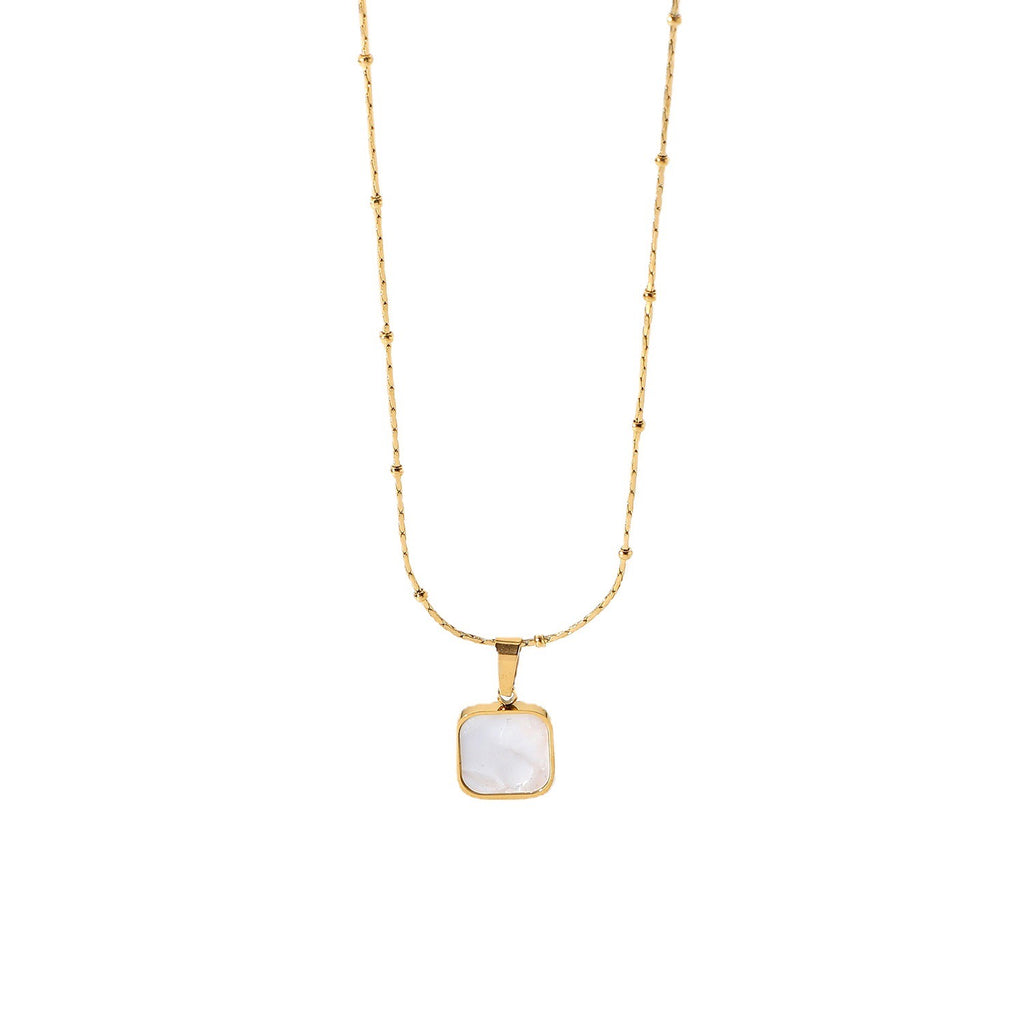18K Gold Mother of Pearl Dainty Pendant Necklace