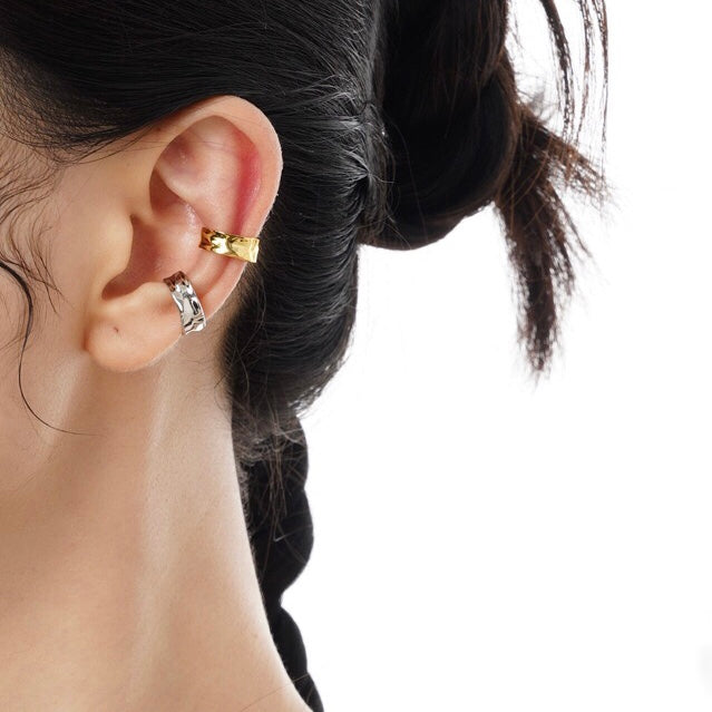 18K Gold Be Bold Ear Cuff