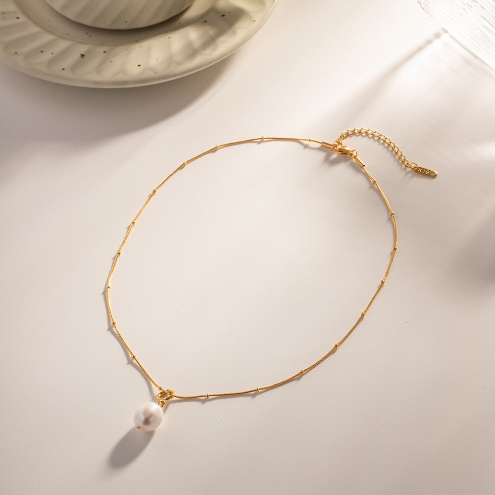 18K Gold Classic Dainty Pearl Pendant Necklace