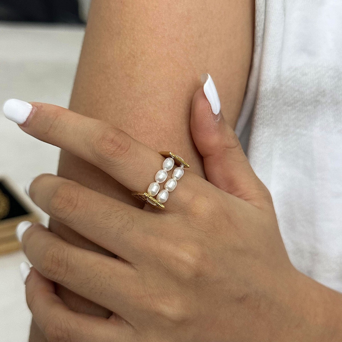 18K Gold Endless Muse Beaded Pearl Statement Ring