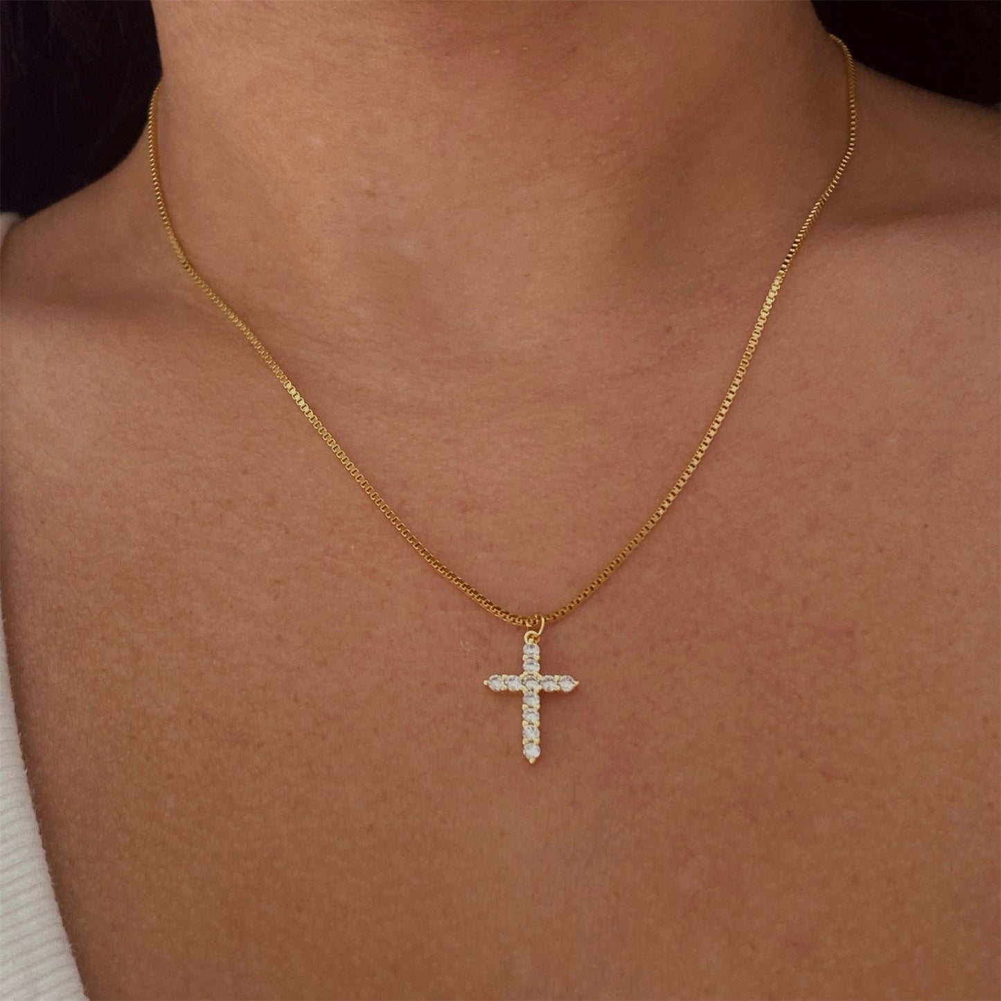 18K Gold Cross Necklace