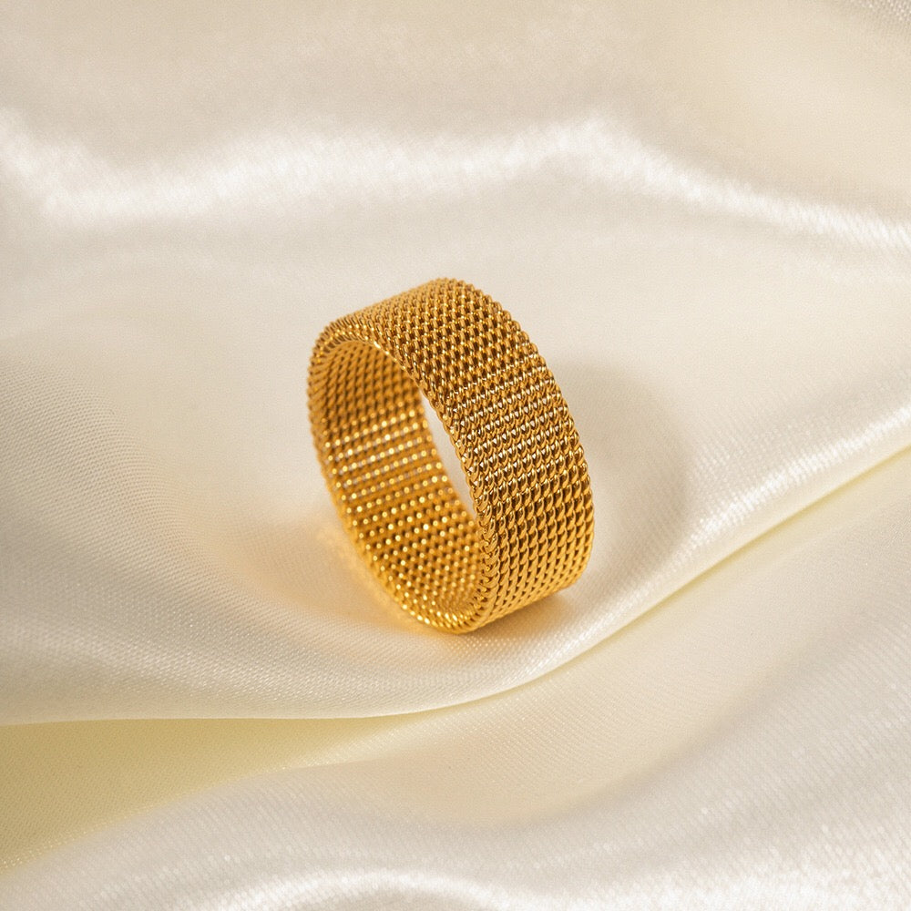 18K Gold Watch Band Ring