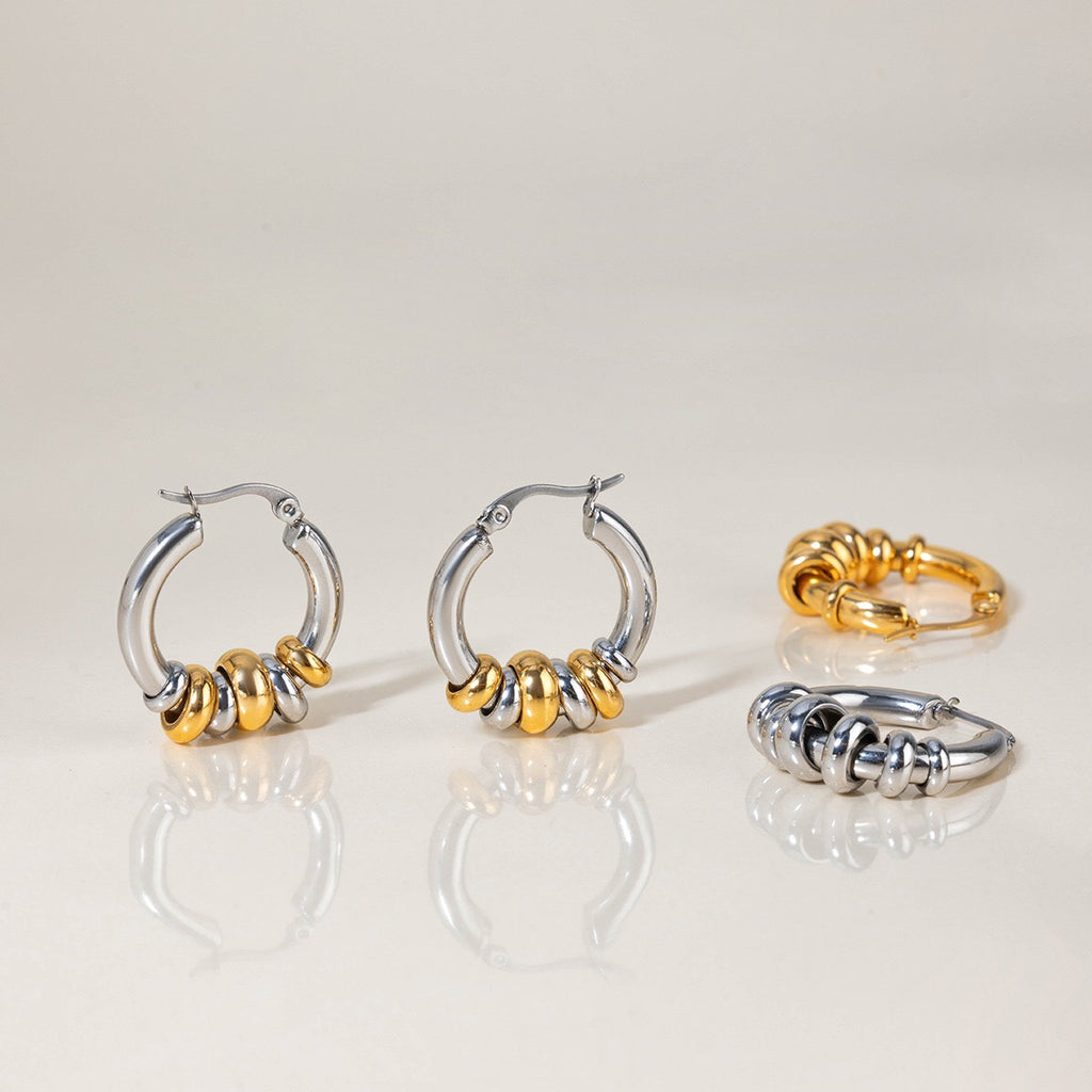 18K Gold Linked Rings Small Hoop Huggie Earrings