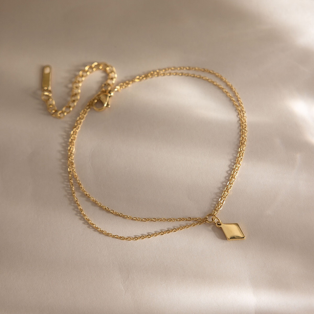 18K Gold Linked Double Chain Dainty Anklet