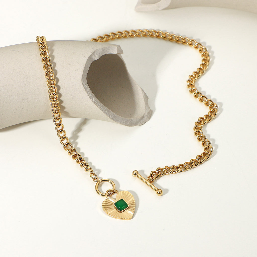 18K Gold Emerald Heart Pendant Statement Necklace