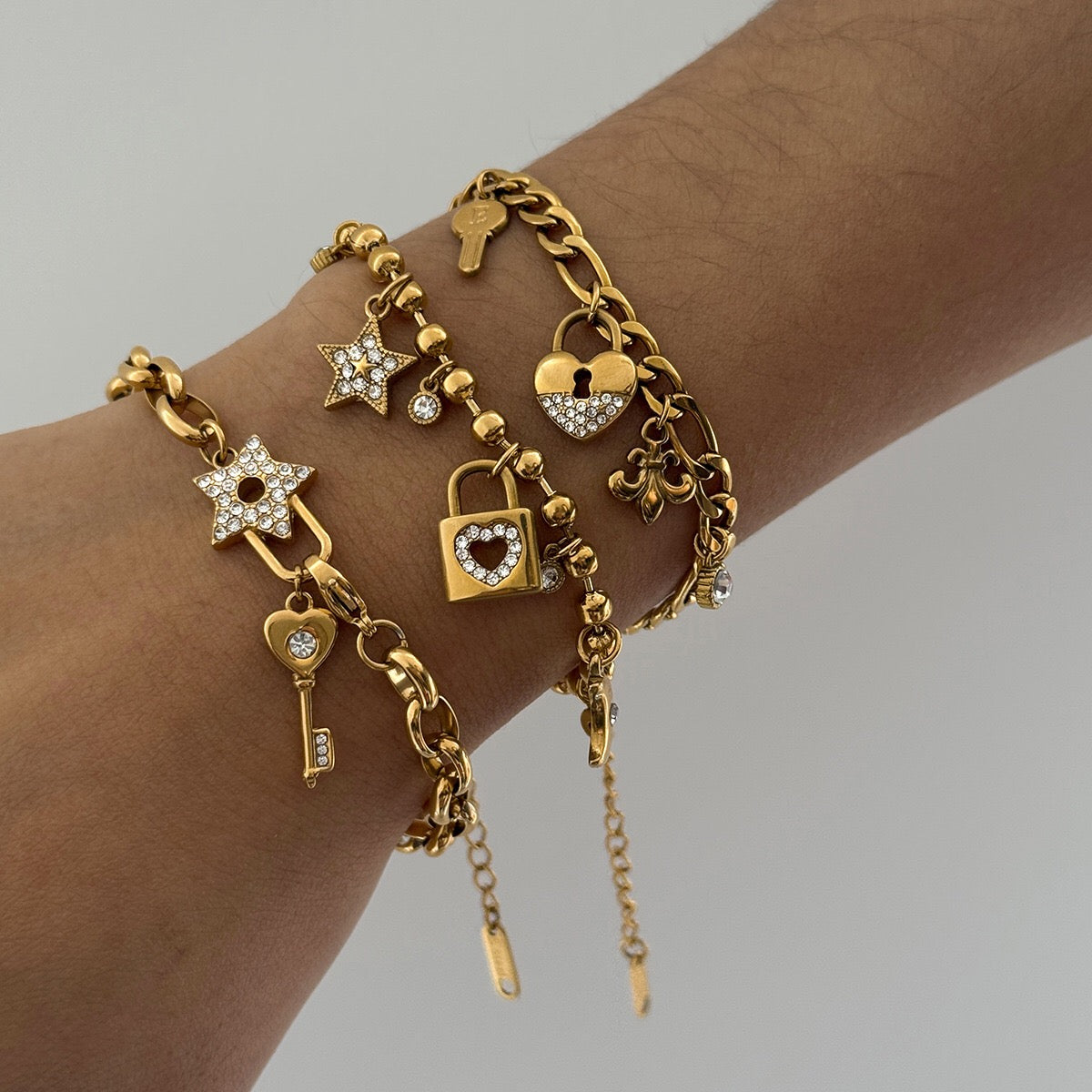 18K Gold Secret Lover Heart Lock and Key Charm Chunky Chain Bracelet