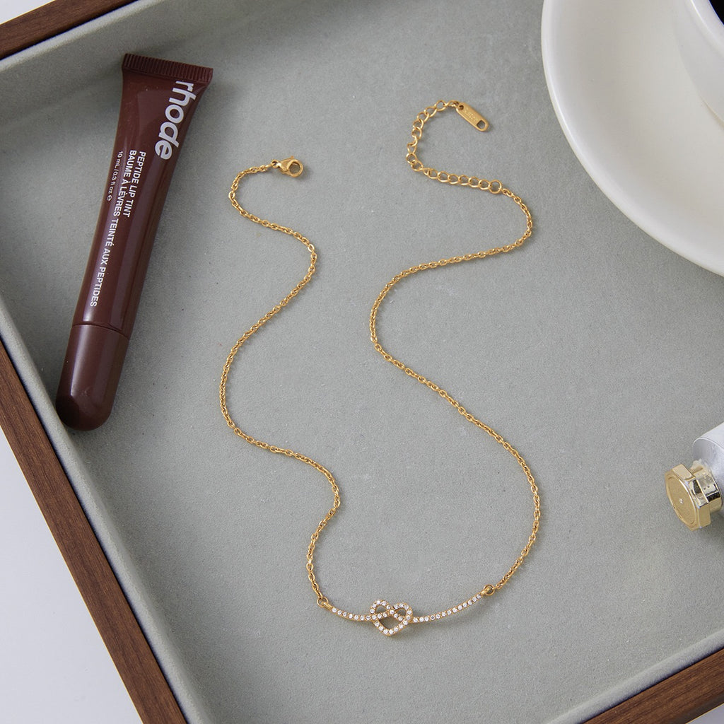 18K Gold Heart Knot Bling Dainty Pendant Necklace