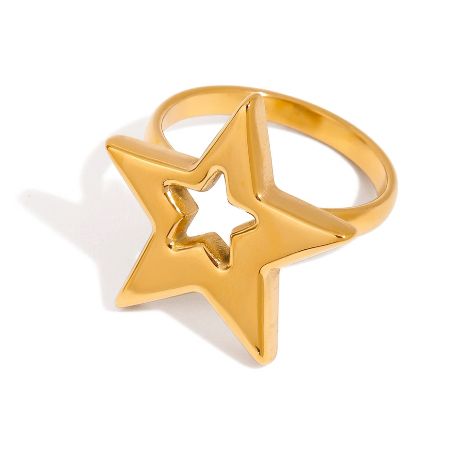 18K Gold Born to Shine Star Statement Ring