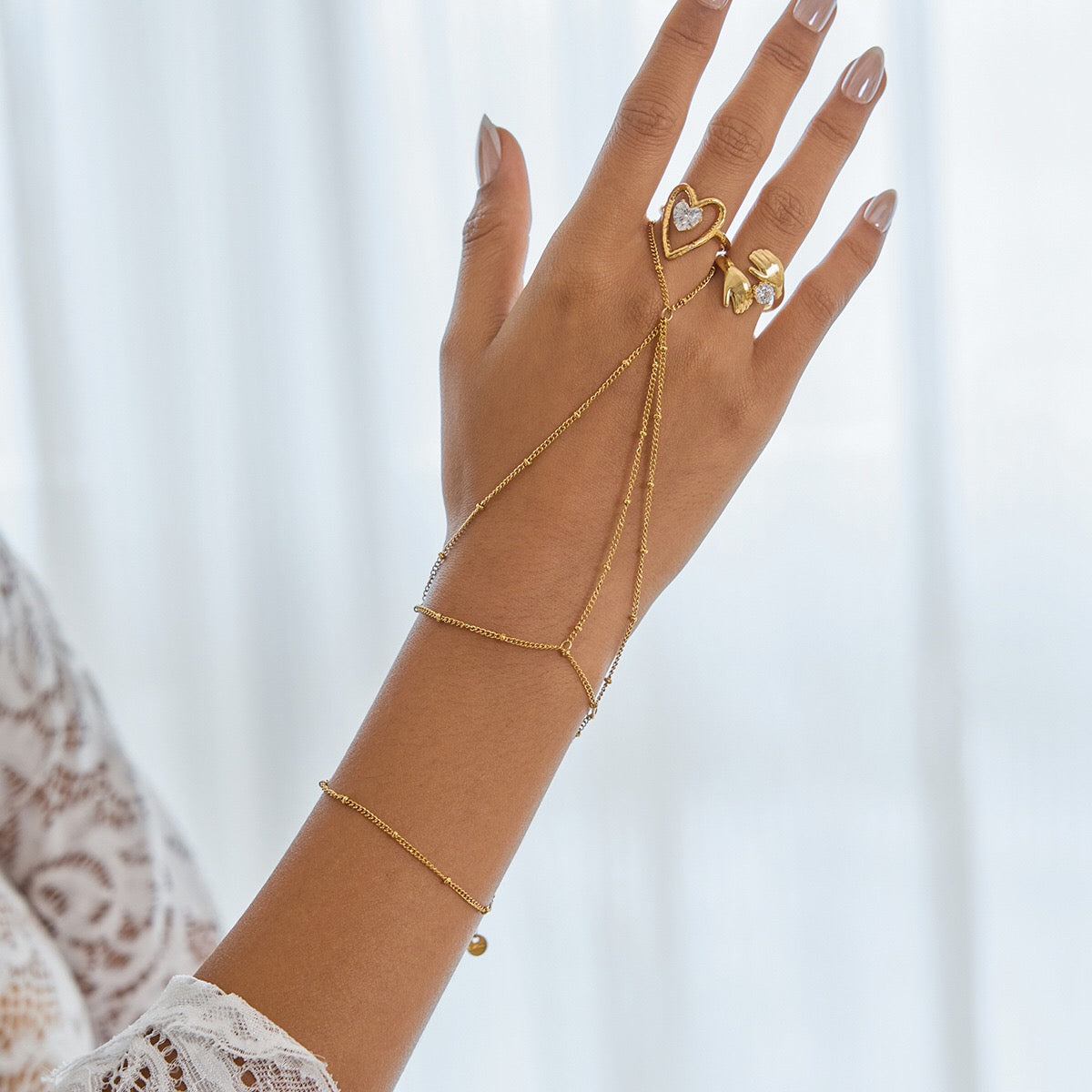 18K Gold Chic Connected Dainty Hand Chain Bracelet