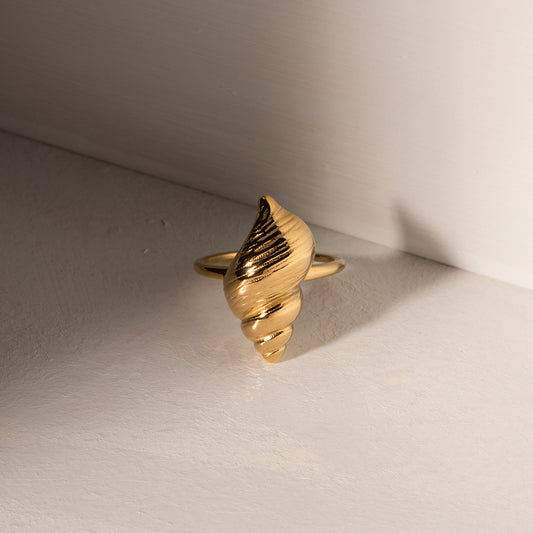 18K Gold Conch Ring