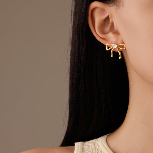 18K Gold Bow Earrings