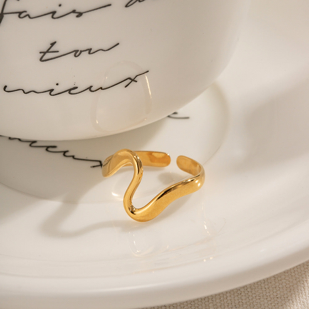 18K Gold Chic Ring